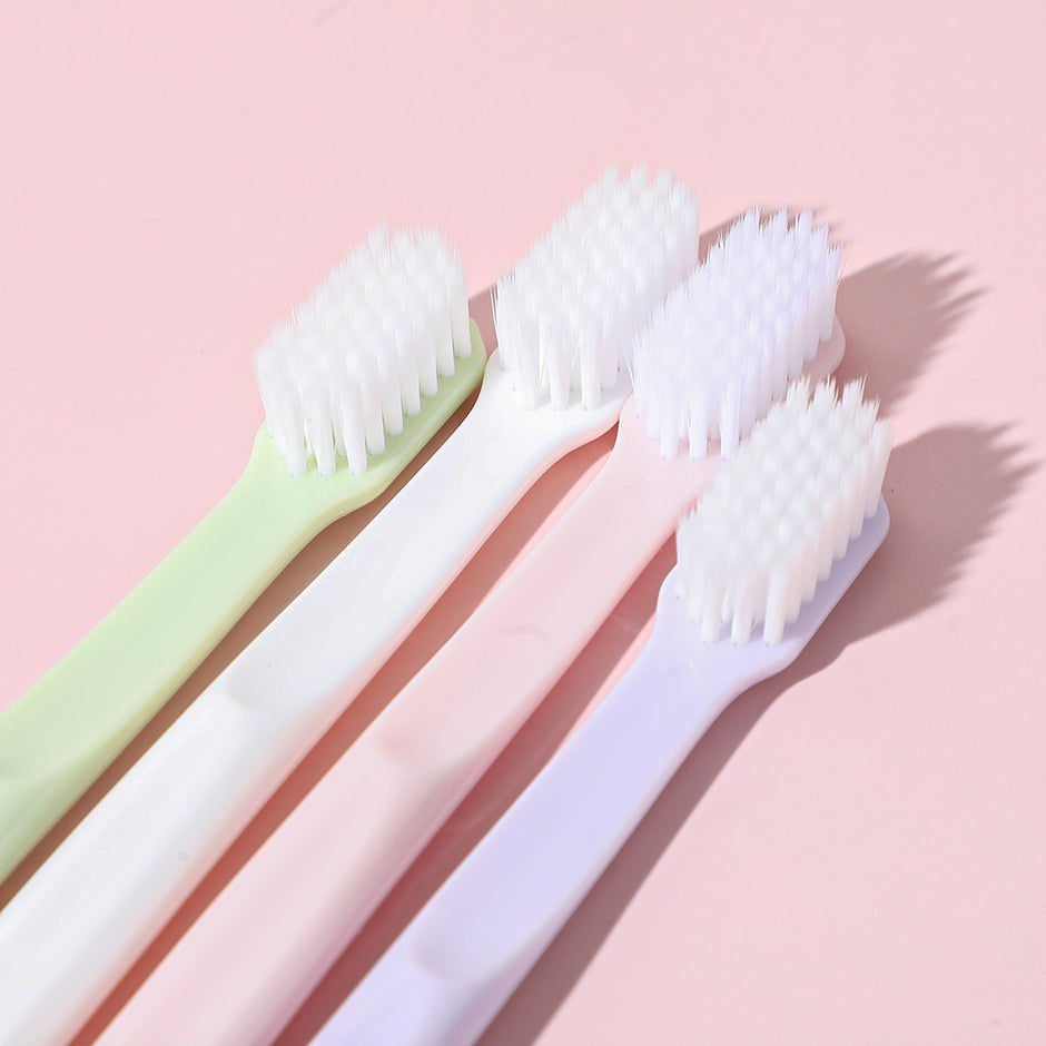 SET DE CEPILLOS DE DIENTES - 4UND