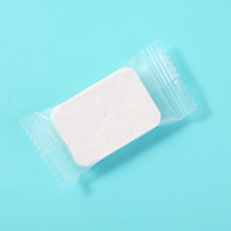 TOALLAS DESECHABLES CUADRADAS COMPRIMIDAS - 20 UND