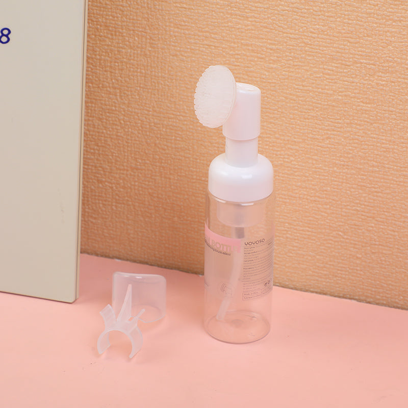 FRASCO DE VIAJE PARA ESPUMA CON CEPILLO DE LIMPIEZA - 60ML