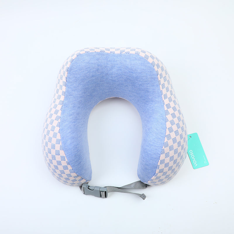 ALMOHADA EN U - CUADROS