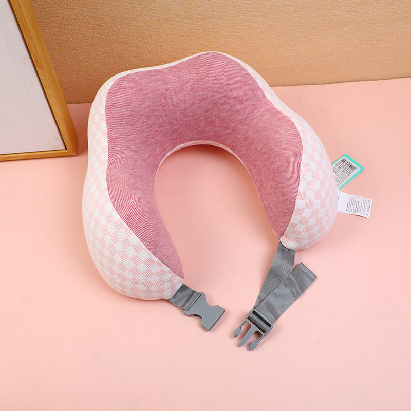 ALMOHADA EN U - CUADROS