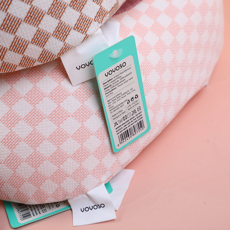 ALMOHADA EN U - CUADROS