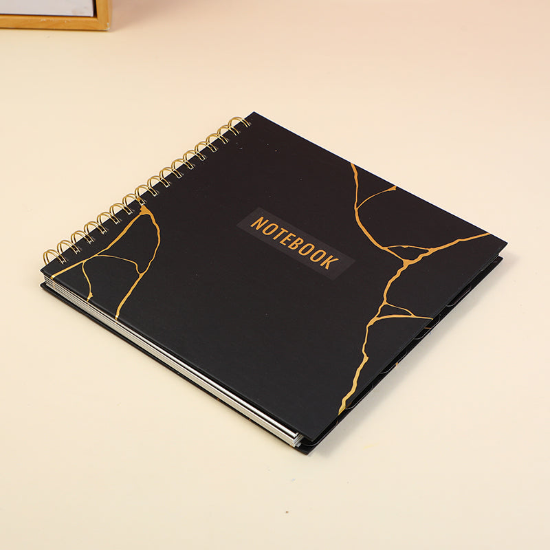 CUADERNO B5 - NEGRO & DORADO