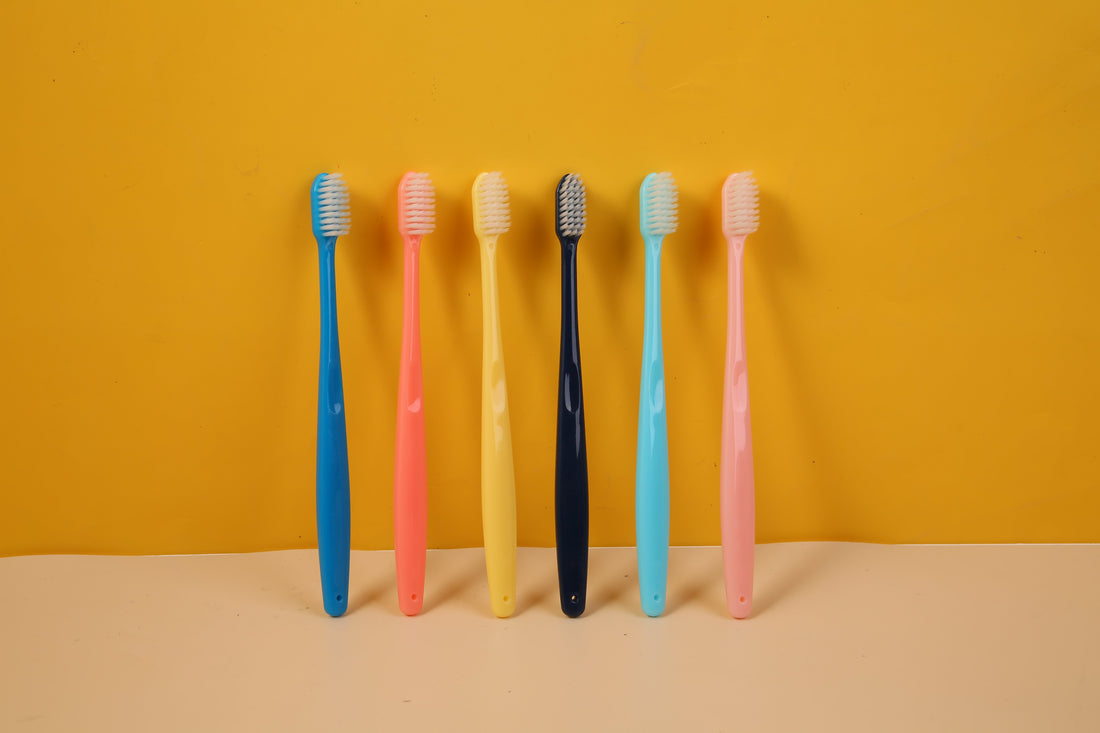 CEPILLO DE DIENTES SUAVES - 12 PCS