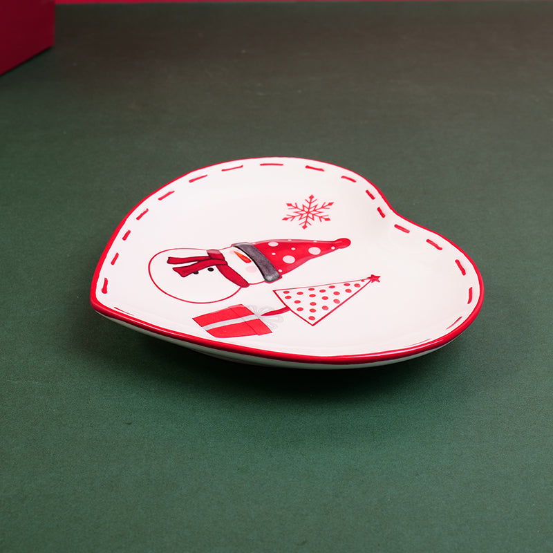 PLATO DE CERAMICA NAVIDEÑO EN FORMA DE CORAZON  - MUÑECO DE NIEVE