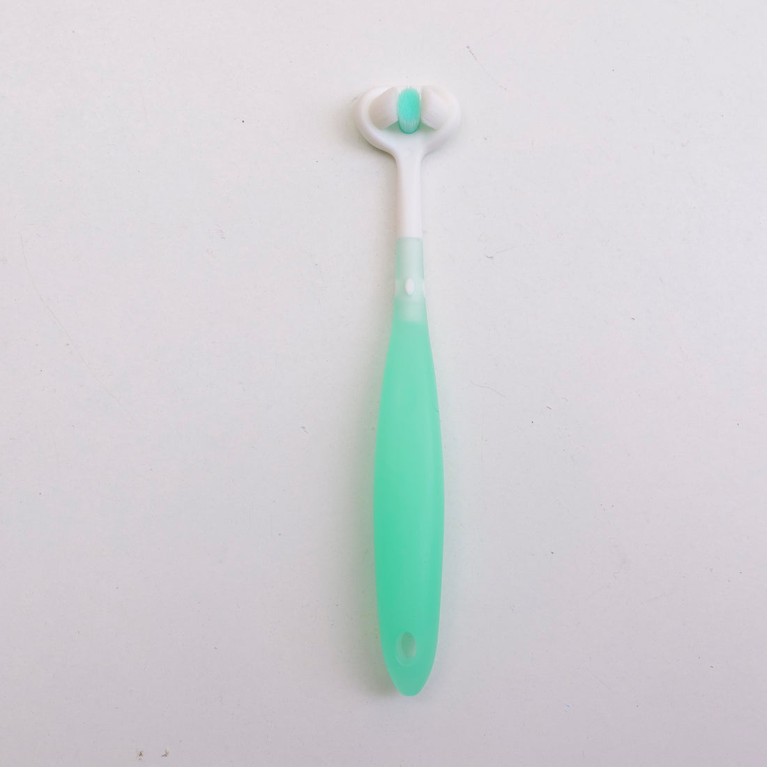 CEPILLO DE DIENTES DE 3 LADOS PARA NIÑOS