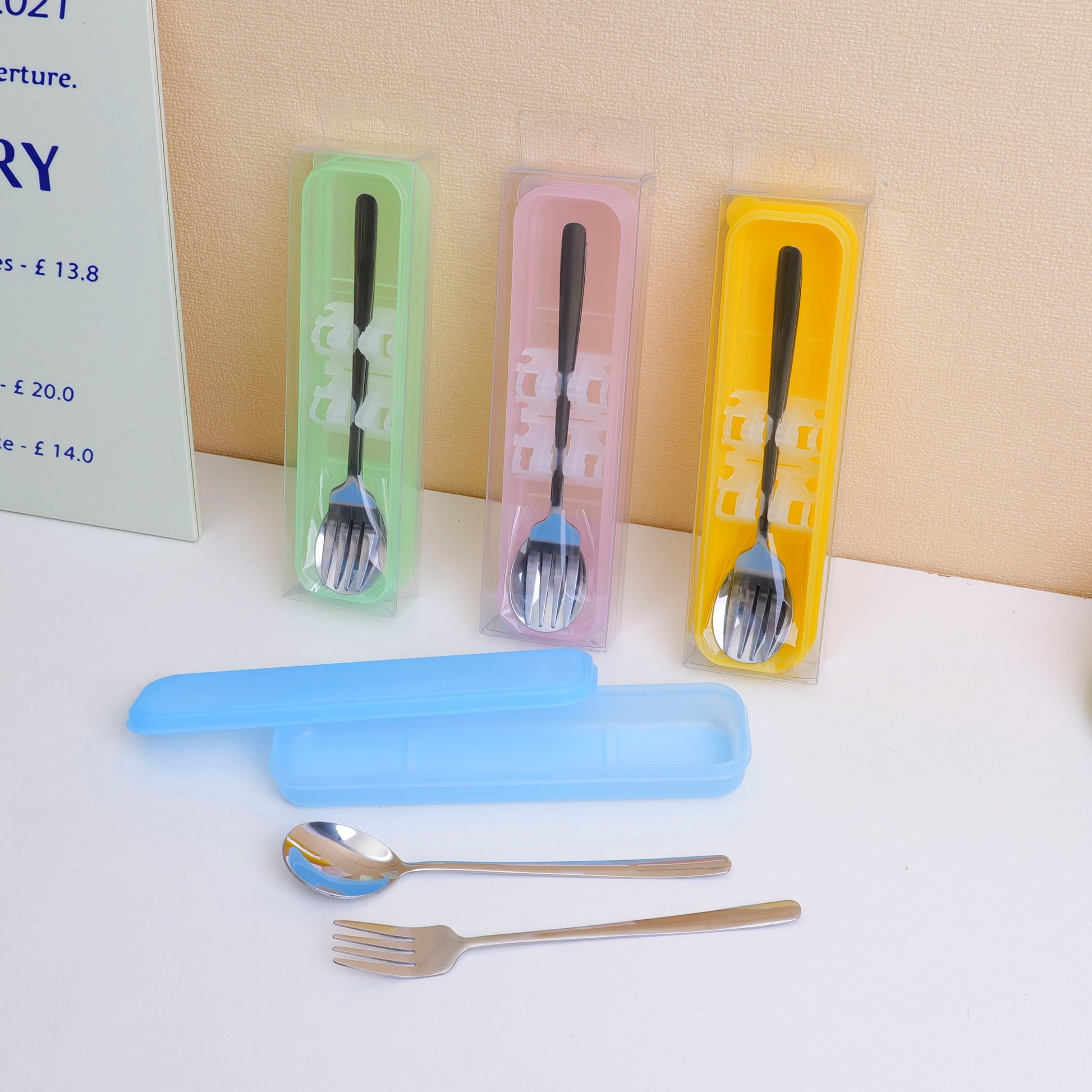 SET DE CUBIERTOS PORTABLE - TENEDOR Y CUCHARA