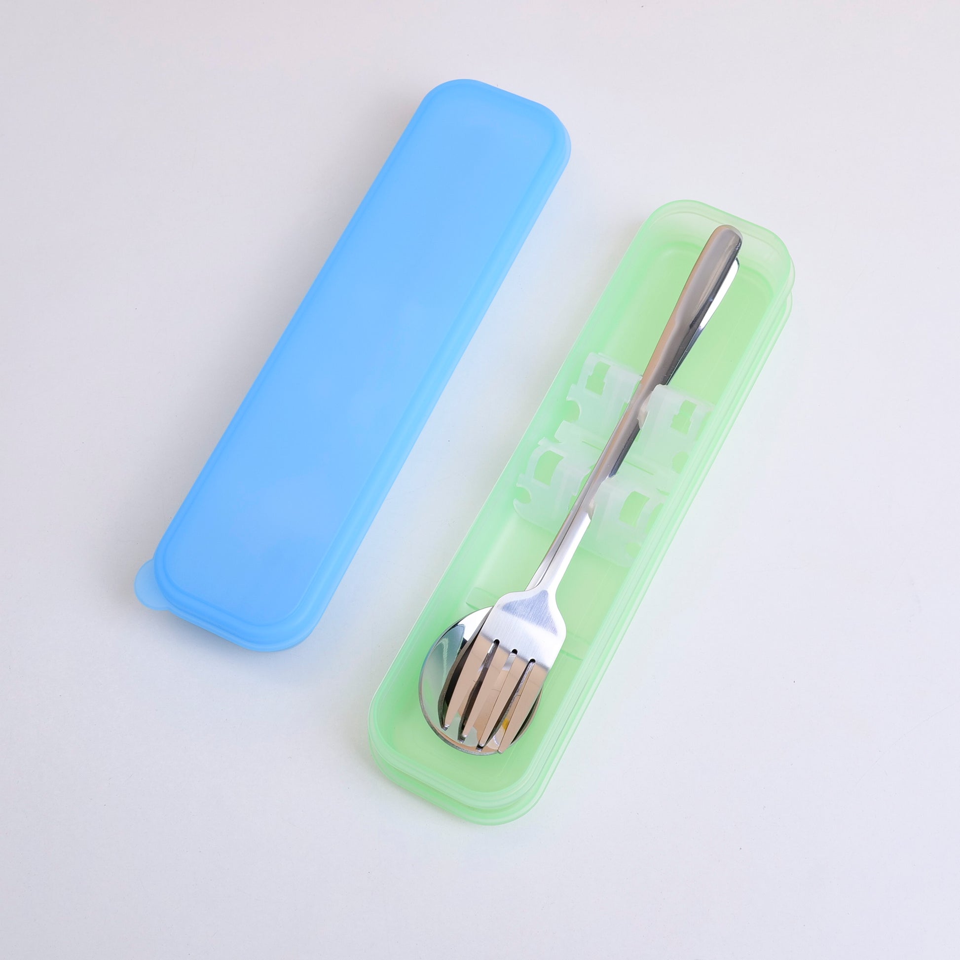 SET DE CUBIERTOS PORTABLE - TENEDOR Y CUCHARA