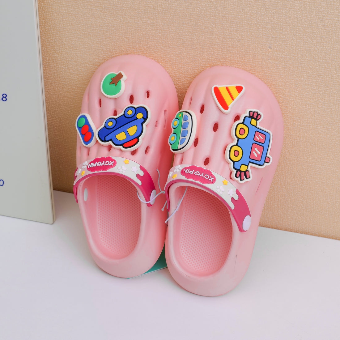 SANDALIAS ROSADAS - TALLA 32-33