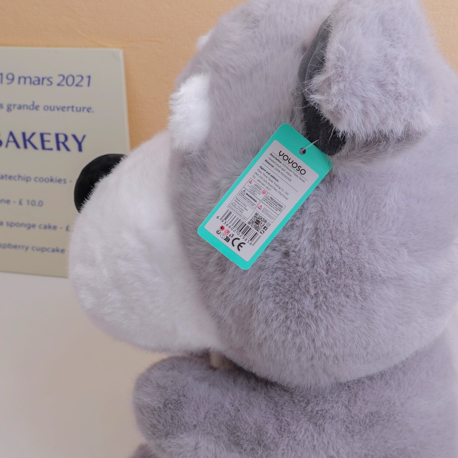 PELUCHES - PERRITO SCHNAUZER SENTADO - 43CM