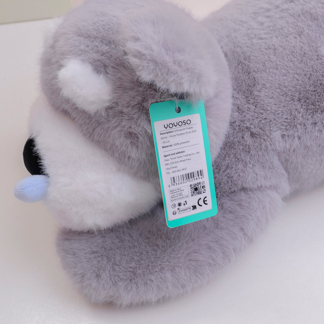 PELUCHES - PERRITO SCHNAUZER ACOSTADO - 45CM