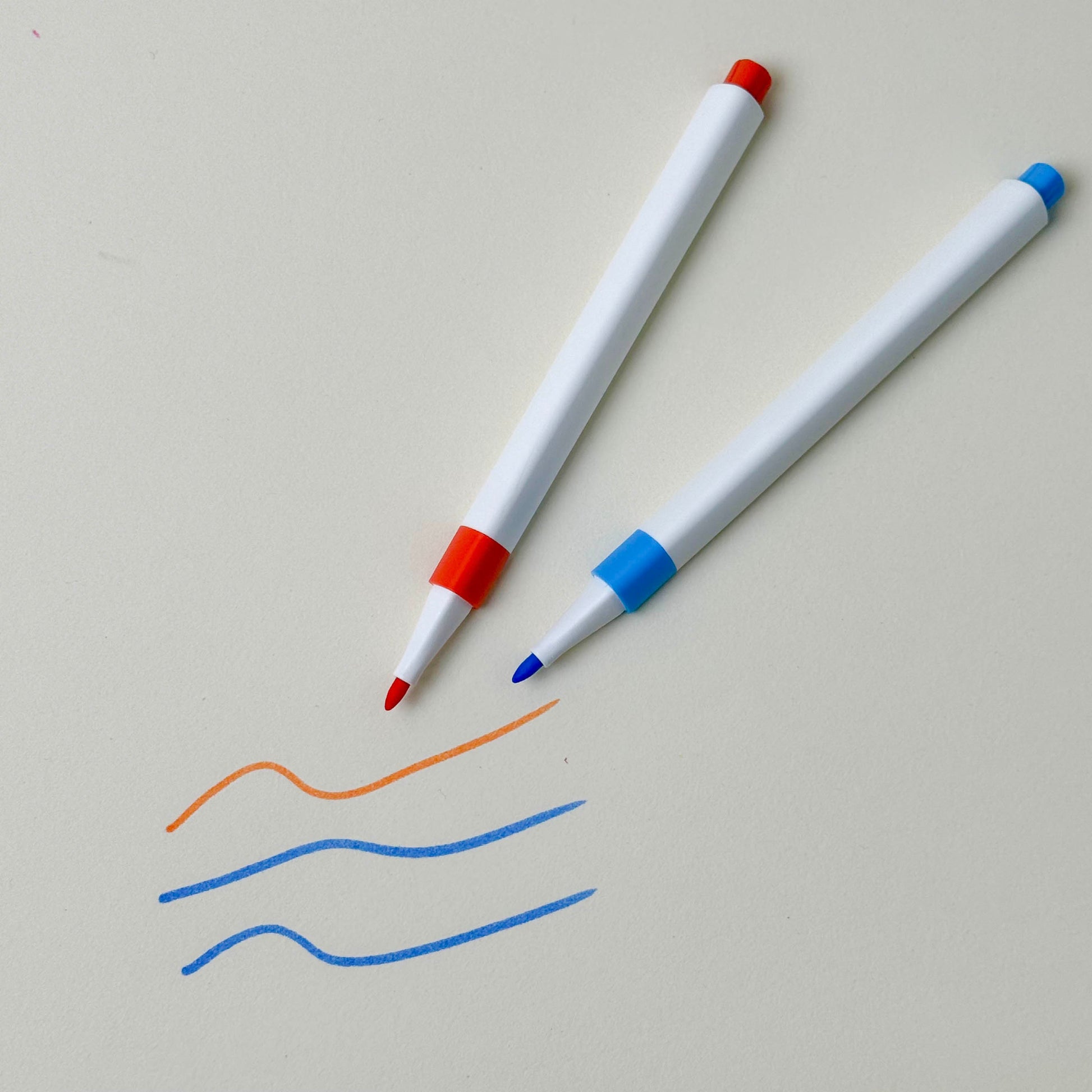 MARCADORES TRIANGULARES DELGADOS -18UND